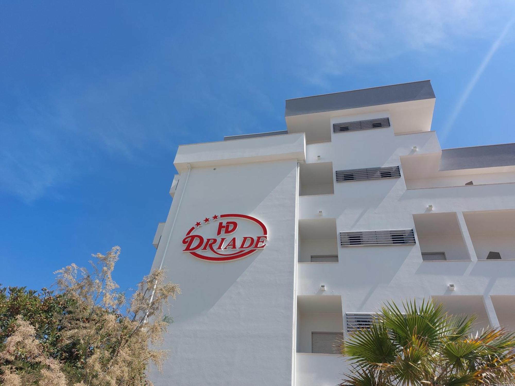 Hotel Driade Sul Mare リミニ エクステリア 写真