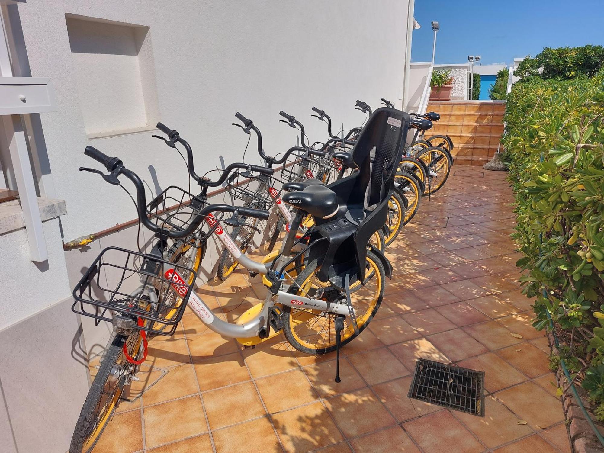 Hotel Driade Sul Mare リミニ エクステリア 写真